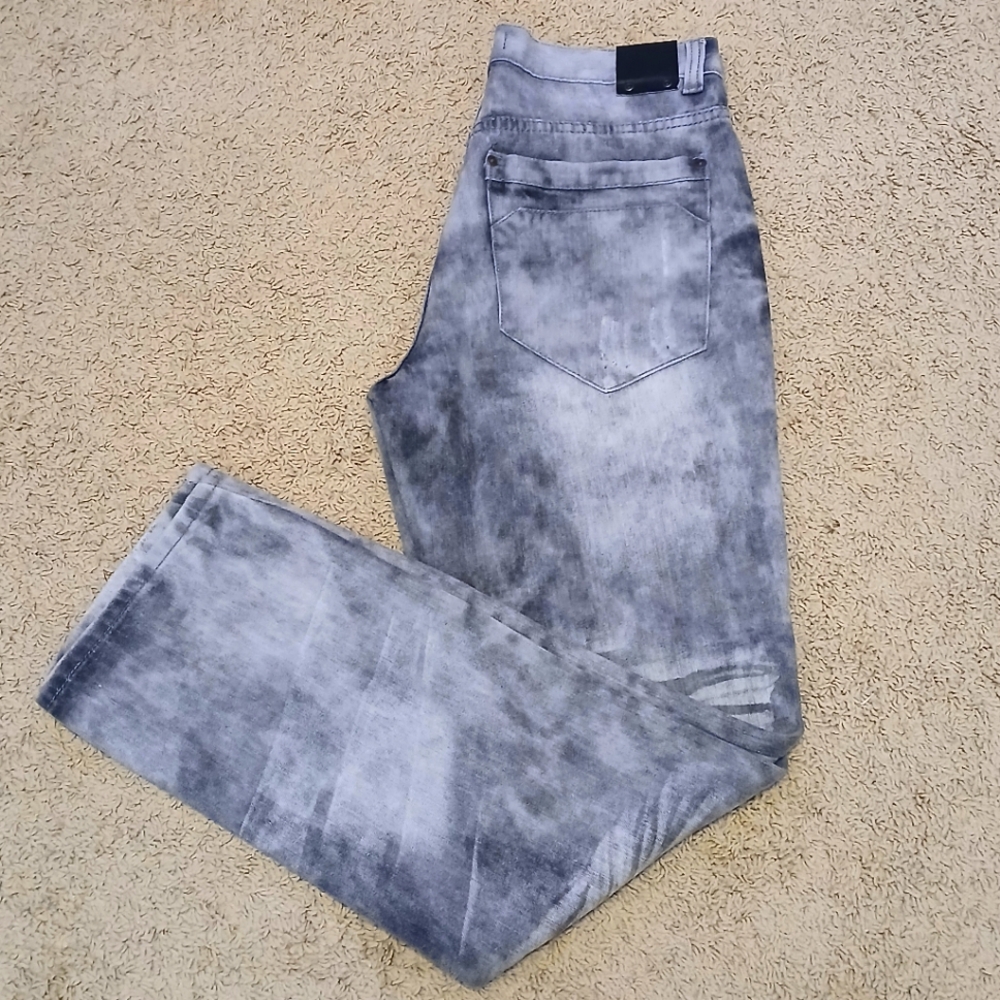 Men's Distressed Jeans